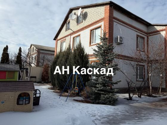 Продам дом кирпичный из 2х этажей.ХТЗ.