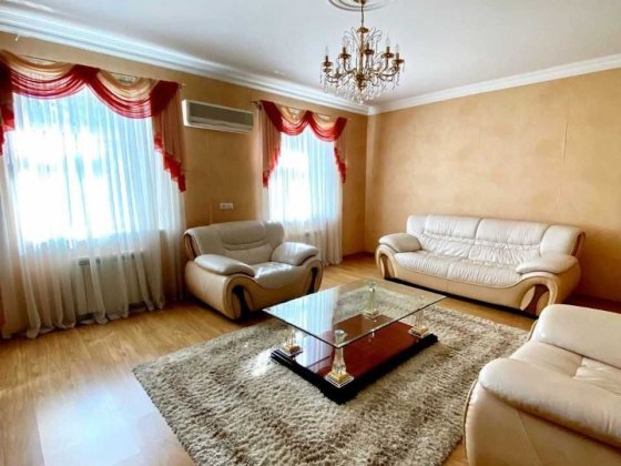 Капитальный дом в городе