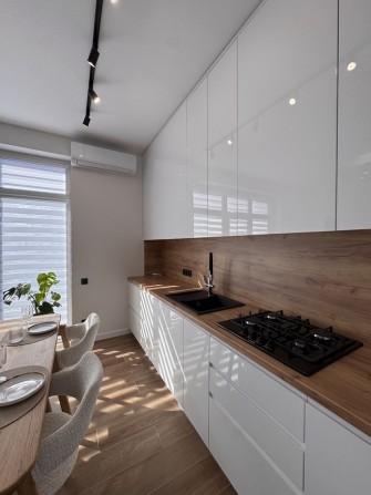 Сучасний дуплекс 120 м² з газом, ремонтом, меблями та технікою - фото 1