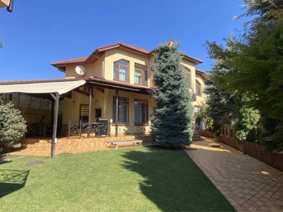 Дом на Фонтане, ул. Макаренко . 14 ст Б Фонтана Одесса