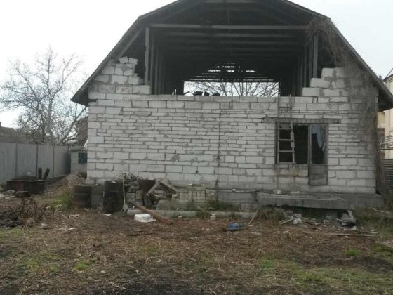 Продам участок с недостроенным домом по адресу улица Первая, 21а Одеса