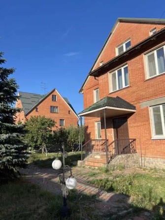 Продам ДВА дома на 1-м участке! Флоринка! АЛЕКСЕЕВКА 5 мин СЕРТИФИКАТ - фото 1