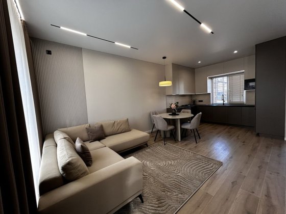 В продажі дуплекс з ремонтом.Петропавлівська Борщагівка. Петропавловская Борщаговка