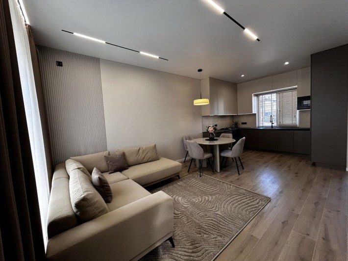 В продажі дуплекс з ремонтом.Петропавлівська Борщагівка. - фото 1