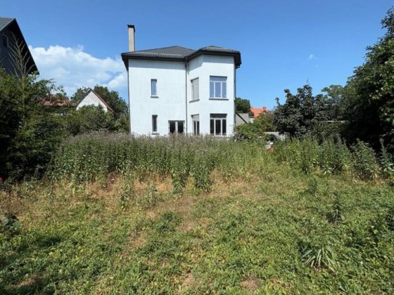 Срочная Продажадома на  8 соток