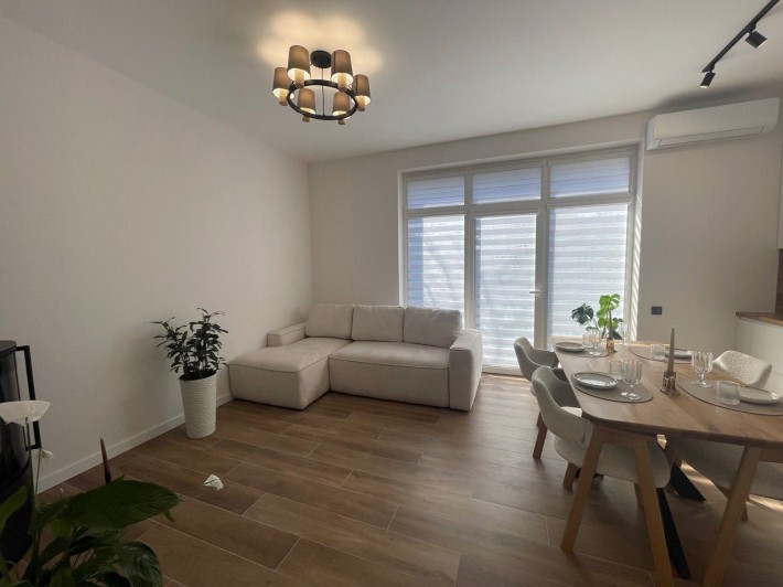 Продається дуплекс 97 м² з ремонтом, меблями та каміном - фото 1