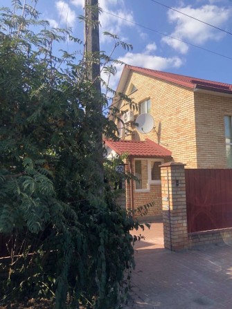 Здаеться в оренду власний 2-х поверховий будинок в смт Коцюбинське - фото 1