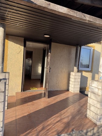 Оренда будинок 2 кімнати + кухня + тераса - фото 1