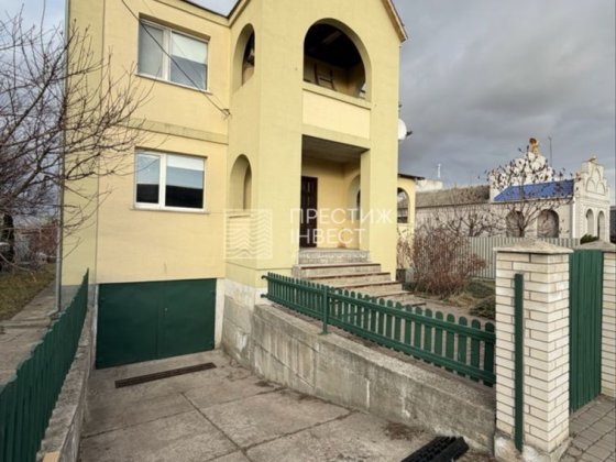 Довготривала оренда двоповерхового будинку в Борисполі Борисполь