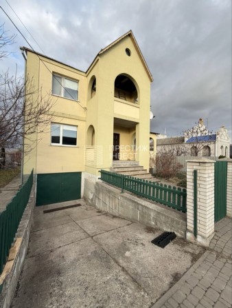 Довготривала оренда двоповерхового будинку в Борисполі - фото 1