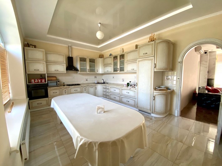 Здам будинок 226 кв.м. - фото 1