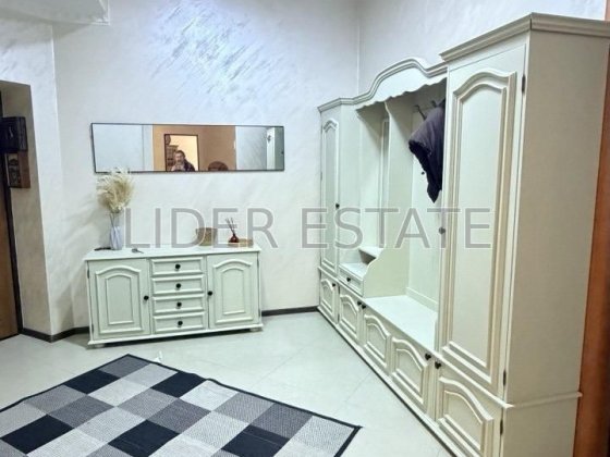 Оренда будинку в Ужгороді, 4 кімн., 280 м² Ужгород