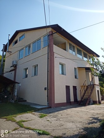 Сдается дом в долгосрочную аренду в голосиевском районе. - фото 1