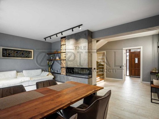 Оренда таунхаусу в КМ Блакитна Лагуна / 212м2 / Дарницький р-н / Киев