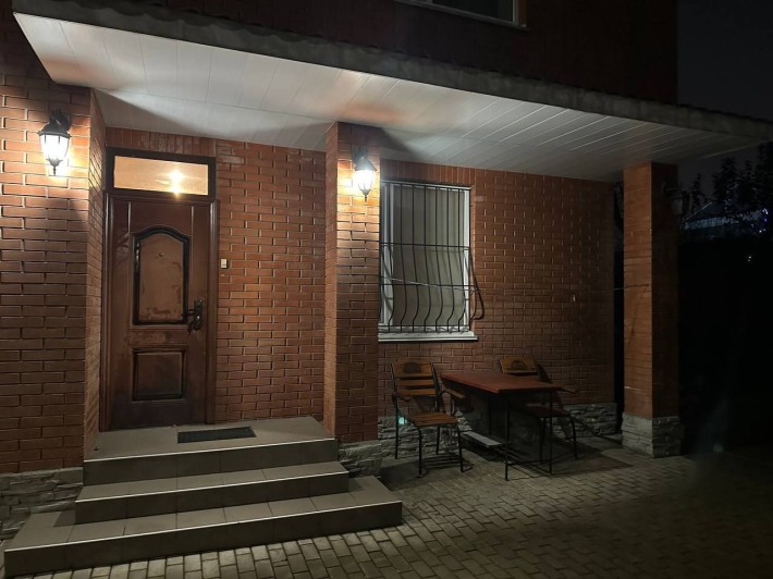 Оренда будинку на бульварі - фото 1