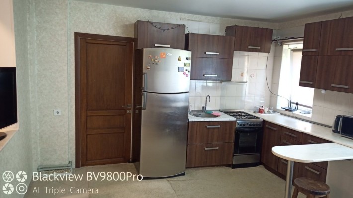 Сдам пол дома в долгосрочную аренду. - фото 1