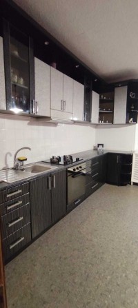 Оренда добротного будинку в місті - фото 1