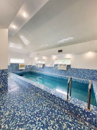 Оренда Будинку Осокорки.Поруч Фора.Басейн.Камін.Поруч Дніпро - фото 1