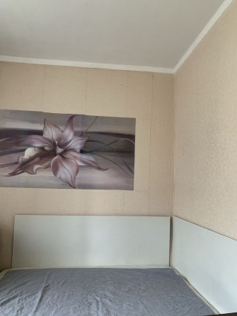 Срочно часть дома 1ком. Р-н Женского монастиря на Короткий период - фото 1