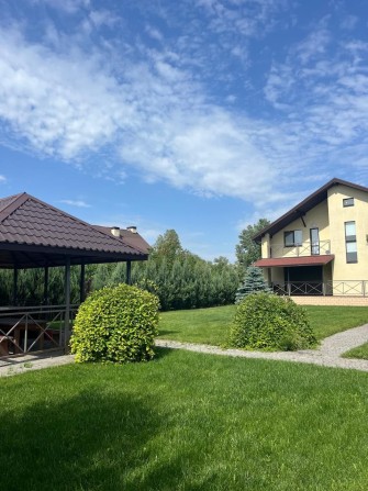 Сдам двух этажный дом. - фото 1