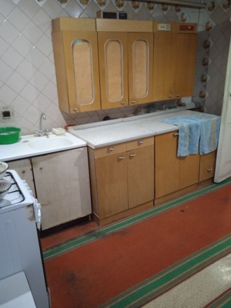 Сдам в аренду часть дома, одна комнаты. С хозяином. Все удобства - фото 1