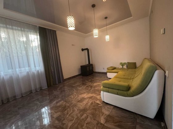 Здам будинок з гаражем Львів