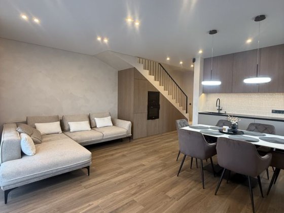 Аренда 2 эт дома Днепр/Крмстальный