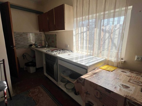 Оренда частини будинку район Щорса 2 кімнати,все автономно свій вхід. Одесса