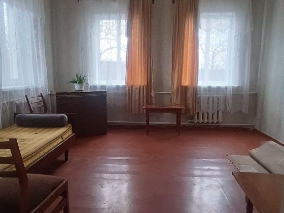 Сдам часть домика с удобствами и заездом для машины проспект Байрона Харьков