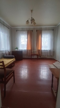 Сдам часть домика с удобствами и заездом для машины проспект Байрона - фото 1