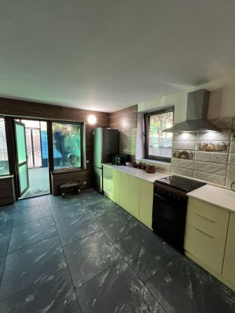 Сдам домик с паркоместом Китобойный пер /Вузовский - фото 1