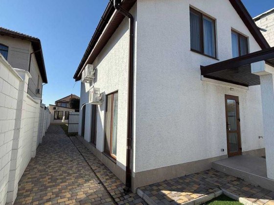 Аренда компактного дома в Совиньоне. Море в пешей доступности. Одеса