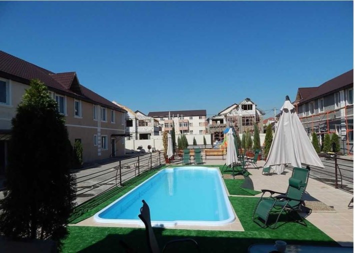 Высококачественный коттедж в Киевском районе.Бассейн Охрана.Парковка. - фото 1