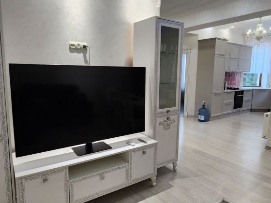 Аренда уютного ДОМА в Совиньоне,  4 комнаты Одеса