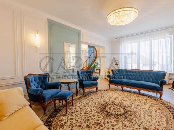 Оренда унікального будинку з видом на Києво-Печерська лавру, Печерськ Киев