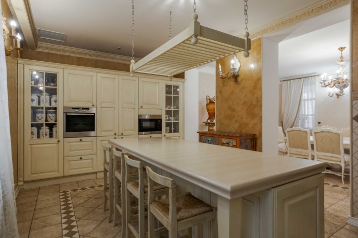 Оренда будинку в центрі Києва, Болсунівський провулок 6, 800м2 - фото 1