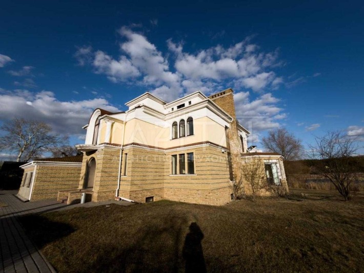 Оренда будинку 1700м2, Київ, вул. Риболовецька - фото 1