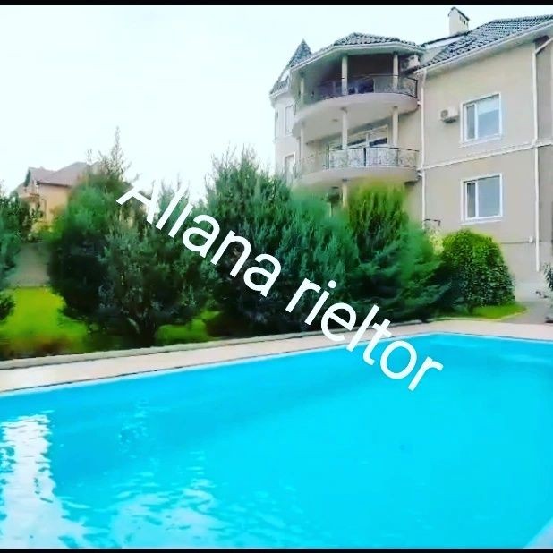 Будинок 350 м² біля моря • Генератор • Басейн • Великий підвал з сауно - фото 1