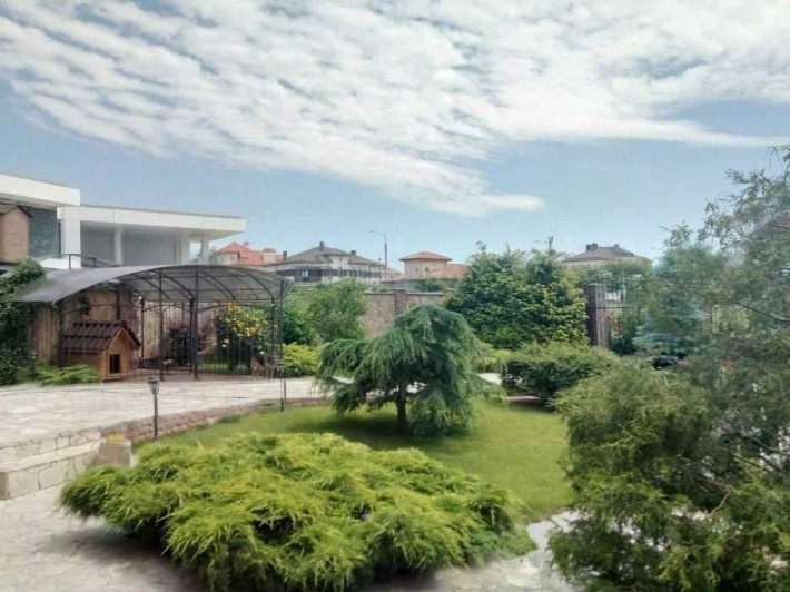 с апреля и на лето! Дом с бассейном Совиньон - фото 1