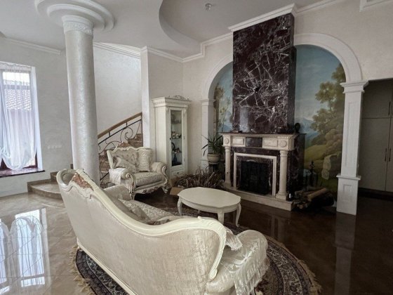 Оренда Совіньйон! Стильний будинок з басейном | 300 м² | 15 соток | Одеса