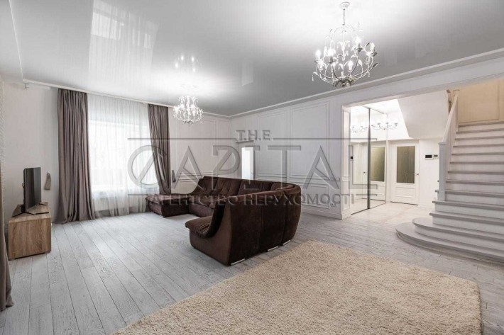 Аренда дома 220 м2 Соломянский район ГЕНЕРАТОР тепловой НАСОС - фото 1