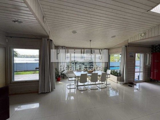 Оренда будинку, басейн, джакузі, Осокорки, вул. Садова 1-лінія Дніпра Киев