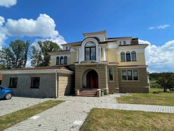 Большой дом с выходом к ОЗЕРУ можно под КОМЕРЦИЮ Вита-Литовская Киев