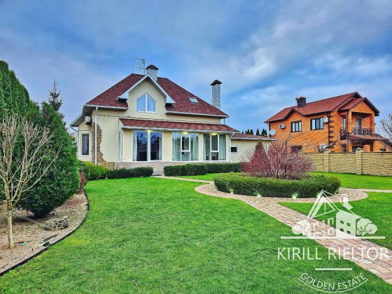 Аренда просторного дома с гаражом в коттеджном городке "Золотые Ключи" Слобожанское