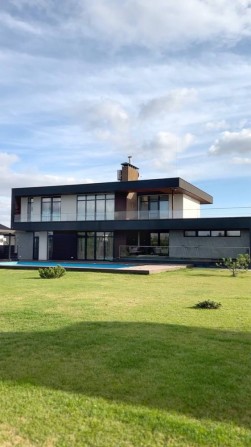 Аренда Обуховка,Лесная пристань,автономный супер современный дом - фото 1