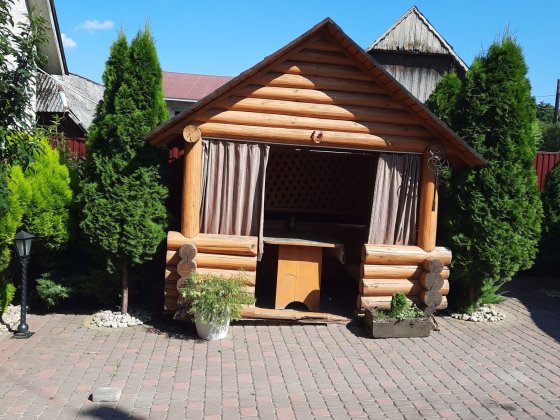 Здається будиночок у селі Велятино Велятино