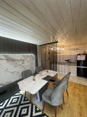 Будиночок в горах - фото 1