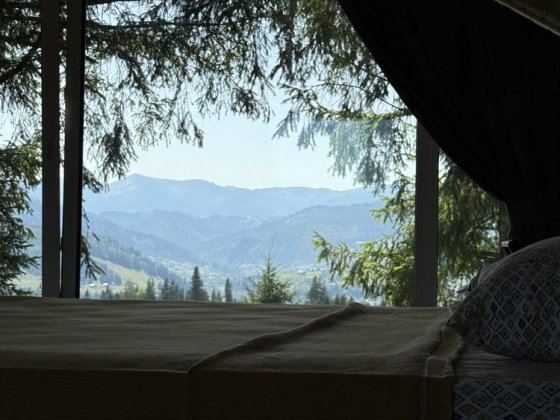 Будинок з видом на Чорногору від 6 місяців.