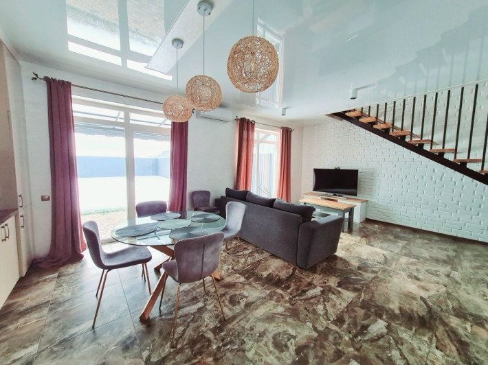 Оренда дуплексу 96 м2, 2 кімнати в с. Крюківщина, район Оришки - фото 1