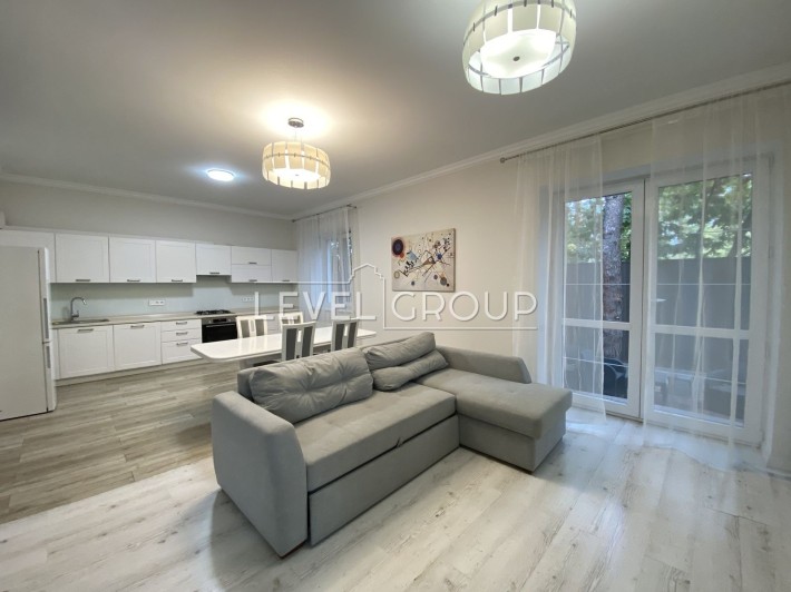 Будинок 160 кв.м з власною закритою територією, Козин - фото 1